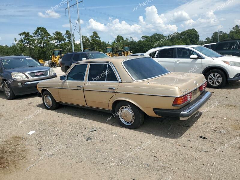 MERCEDES-BENZ 240 D 1982 tan  diesel WDBAB23A3CB291986 photo #3