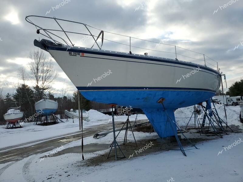 SAIL BOAT 1983 two tone   XDYH0049M83H photo #3