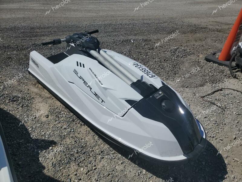 YAMAHA JETSKI 2024 white   YAMH0067B424 photo #1