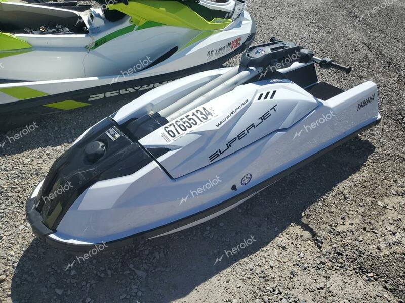 YAMAHA JETSKI 2024 white   YAMH0067B424 photo #3