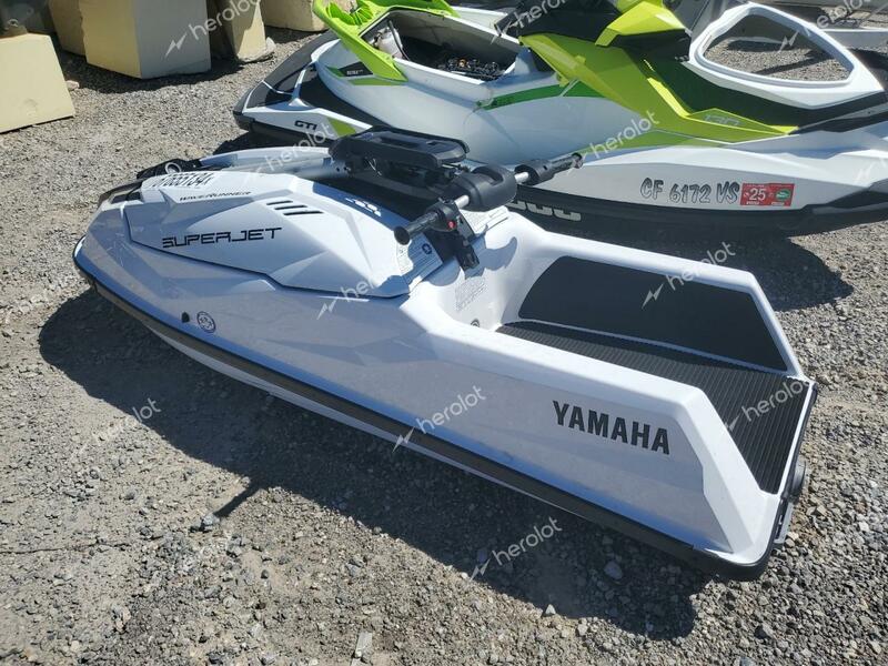 YAMAHA JETSKI 2024 white   YAMH0067B424 photo #4