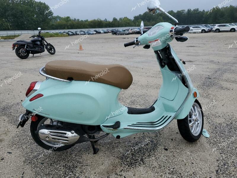 VESPA PRIMAVERA/ 2023 teal  gas ZAPCA06B3P5107574 photo #1