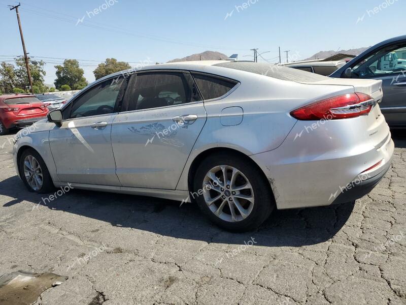 FORD FUSION SE 2019 white  gas 3FA6P0H75KR243299 photo #3