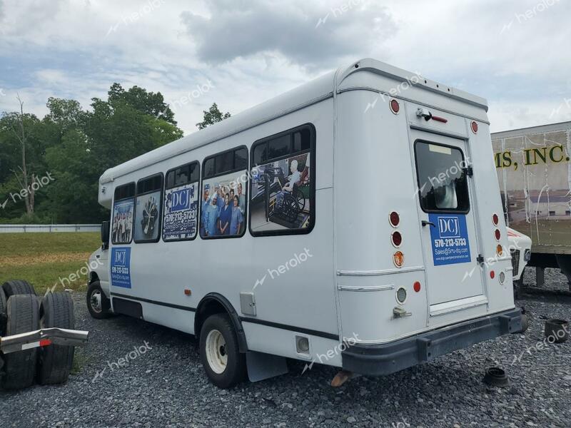 FORD ECONOLINE 2016 white cutaway gas 1FDFE4FS8GDC27124 photo #4