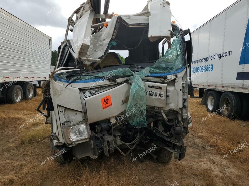 CHEVROLET 4500 2019 white  gas 54DCDW1B9KS809889 photo #4