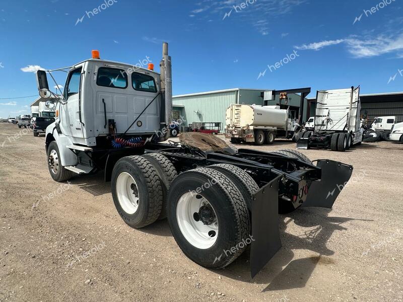 STERLING TRUCK AT 9500 2001 gray tractor diesel 2FWJA3CG81AH32509 photo #4