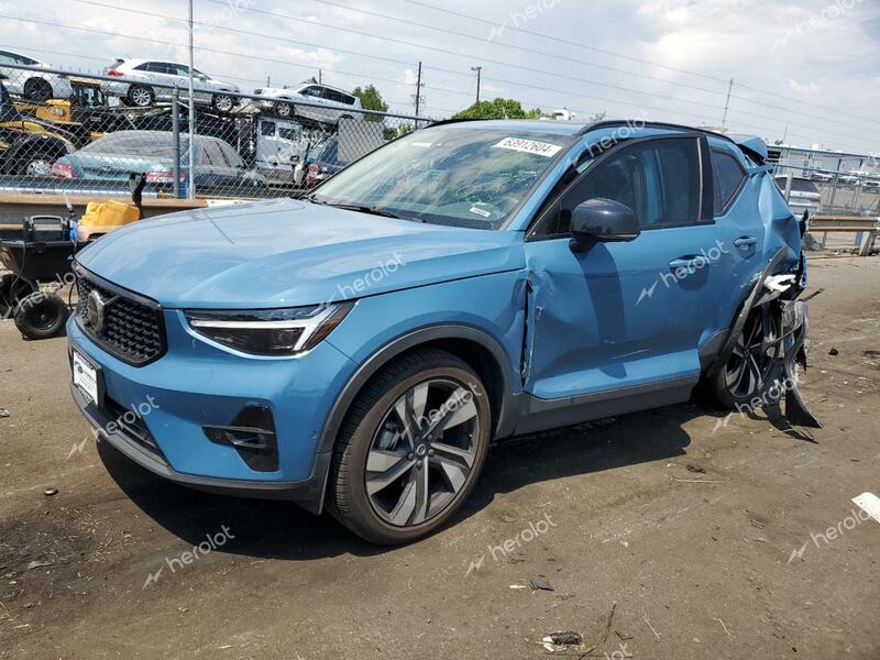 VOLVO XC40 ULTIM 2023 blue  gas YV4L12UX1P2993159 photo #1