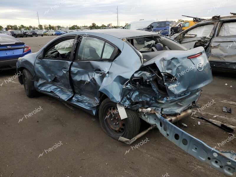 MAZDA 3 I 2011 blue sedan 4d gas JM1BL1UF1B1420268 photo #3