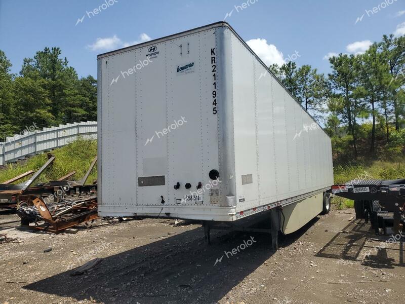 HYUNDAI TRAILER 2019 white   3H3V532C7KR211945 photo #3