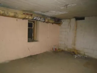 Нежилые помещения в подвале и на 1 этаже по адресу