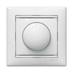 Купить Legrand Valena Бел Светорегулятор поворотный 40-400W для ламп накаливания (вкл поворотом) 770061