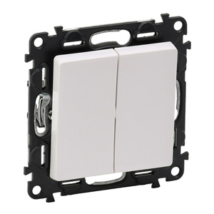 Купить Legrand Valena LIFE DIY Бел Переключатель 2-клавишный 10А 250В 752408