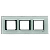 Купить SE Unica Class Матовое стекло Рамка 3-ая MGU68.006.7C3