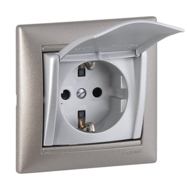Купить Legrand Valena Алюминий Розетка 1-ая с/з с крышкой 770122