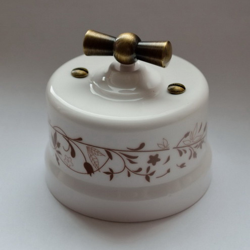 BIRONI Лизетта Керамика Белый Выключатель перекрестный 1-кл (декор D6/2) B1-203-01-D6/2