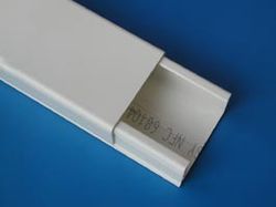 Купить Legrand Кабель-канал пластик без перегородки 40х20 030027