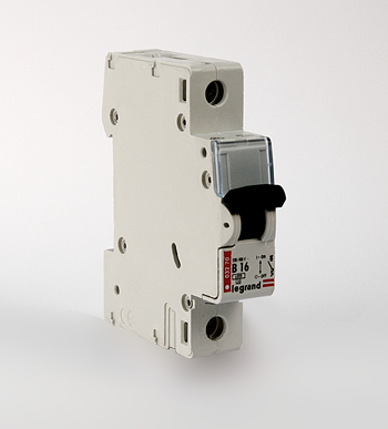 Купить Legrand DX3-E Автоматический выключатель 1P 16А (В) 6000/6kA 407207