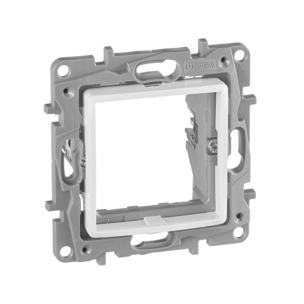 Legrand Etika Белый Адаптер для механизма Mosaic без заглушки 672289
