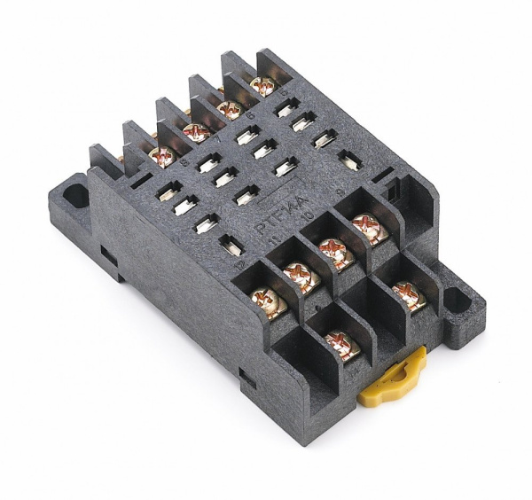 DEKraft Розетка для ПР102 4 контакта 10А РР-102 23237DEK