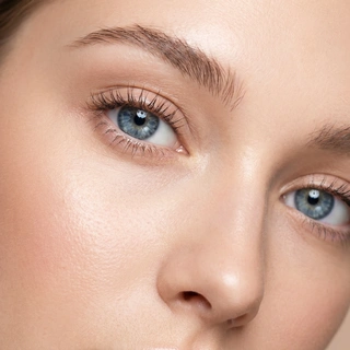 تغيير لون العين