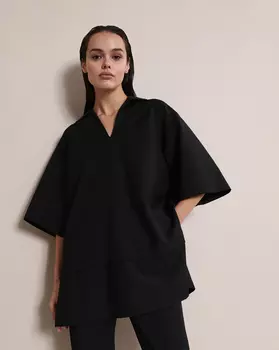 Блуза с разрезами по бокам