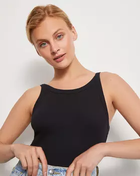 Боди с открытой спиной