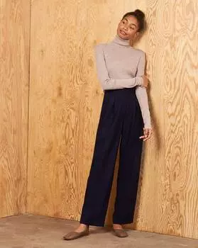 Брюки костюмные, с защипами M