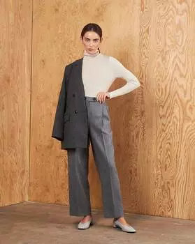 Брюки с защипами S