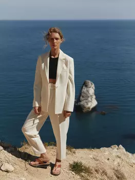 Брюки со складками