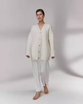 Брюки свободные в пижамном стиле