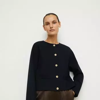 Жакет на пуговицах