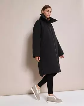 Длинный объемный пуховик