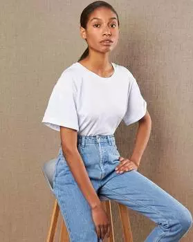 Джинсы свободного кроя с высокой посадкой M