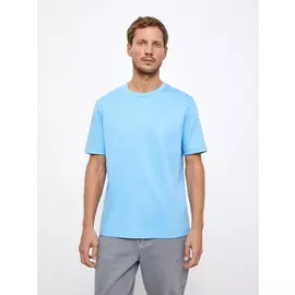 Футболка прямого силуэта