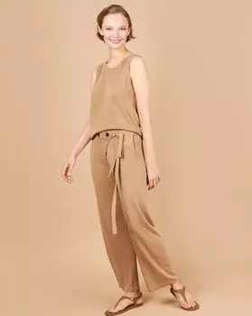 Костюм: топ и укороченные брюки XS