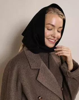 Косынка из шерсти