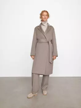 Пальто на запа́х с поясом