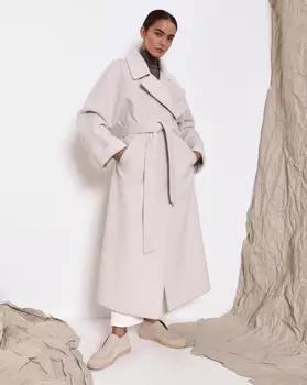 Пальто с поясом