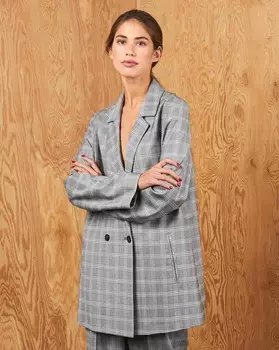 Пиджак двубортный M