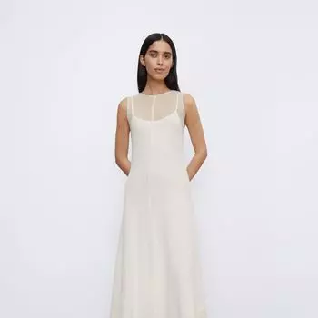 Платье из тонкого мохера без рукав