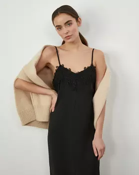 Платье-комбинация с кружевом