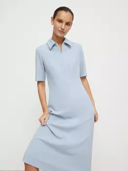 Платье приталенное с воротником