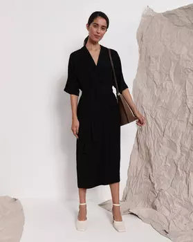 Платье с коротким рукавом