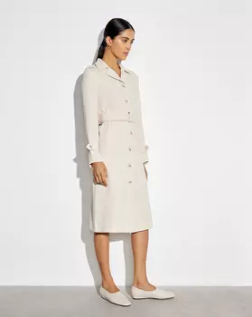 Платье с поясом