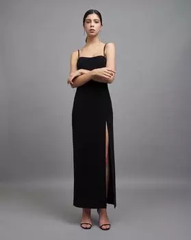 Платье с высоким разрезом M