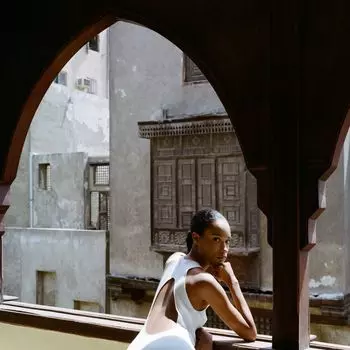 Платье-майка с вырезом на спине