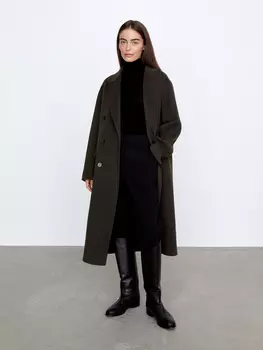 Прямое двубортное пальто