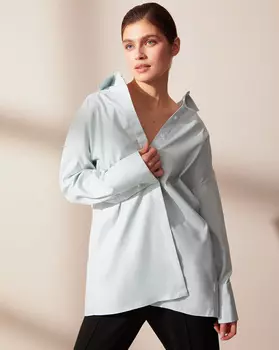 Рубашка объемная с широкими манжетами