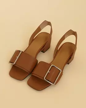 Сандалии на каблуке с пряжкой 41