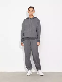 Спортивные брюки